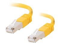 C2G Cat5e Booted Shielded (STP) Network Patch Cable - Patch-kabel - RJ-45 (hane) till RJ-45 (hane) - 2 m - STP - CAT 5e - formpressad - gul 83811