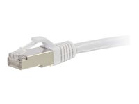 C2G Cat5e Booted Shielded (STP) Network Patch Cable - Patch-kabel - RJ-45 (hane) till RJ-45 (hane) - 7 m - STP - CAT 5e - formpressad - vit 83885