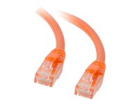 C2G Cat5e Booted Unshielded (UTP) Network Patch Cable - Patch-kabel - RJ-45 (hane) till RJ-45 (hane) - 50 cm - UTP - CAT 5e - formpressad, hakfri, tvinnad - orange 83602